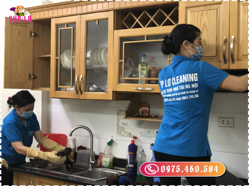 Đội ngũ nhân viên Súp Lơ Cleaning giàu kinh nghiệm tại Thụy Khuê