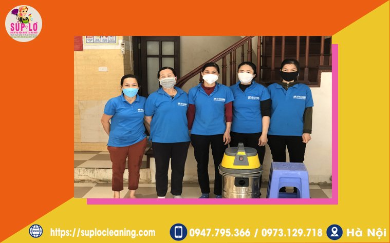 Đội ngũ nhân viên vệ sinh công nghiệp Súp Lơ Cleaning tại Thanh Xuân
