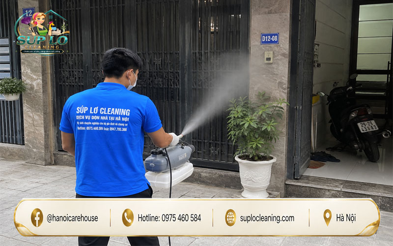 Nhân viên phun khử trùng của Súp Lơ chuyên môn cao và tận tâm với công việc