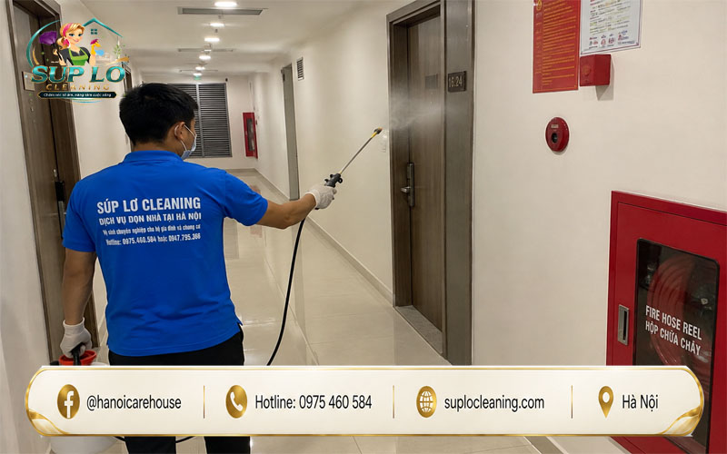 Phun khử khuẩn định kỳ sẽ giúp cho không gian sạch sẽ và đầy lùi bệnh tật