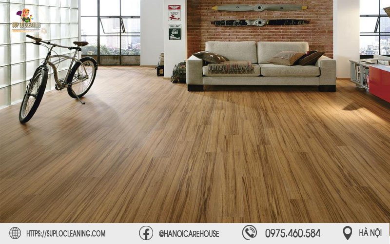 Sàn gỗ công nghiệp sau khi được xử lý làm mới, bóng đẹp hoàn hảo cho mọi không gian