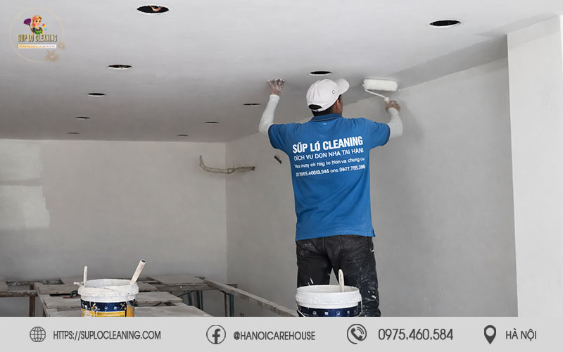 Tẩy sạch vết mốc và loang nước trên tường nhà bằng phương pháp chuyên sâu