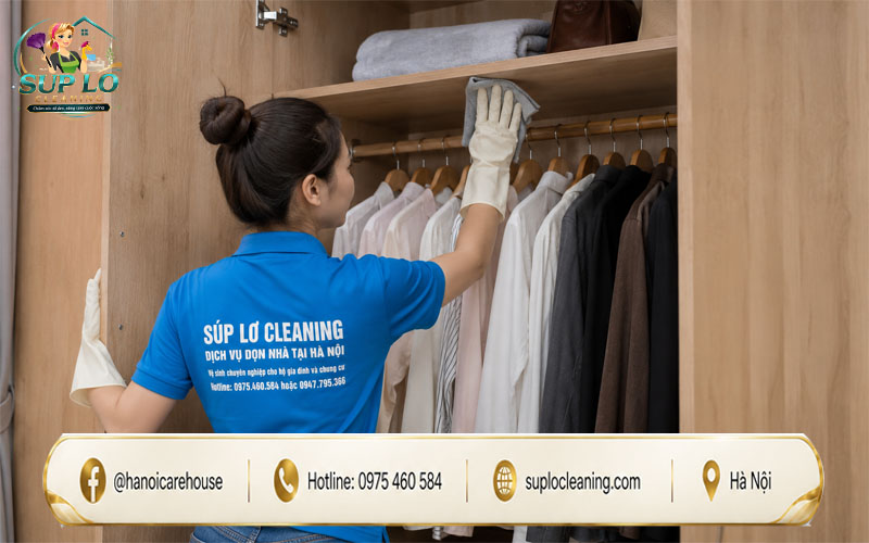 Vệ sinh tủ quần áo định kỳ giúp ngăn mùi hôi, ẩm mốc và vi khuẩn tích tụ.