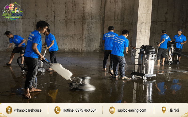 Đội ngũ chuyên nghiệp thi công thau rửa bể nước tại Tây Hồ cho công trình thể tích lớn